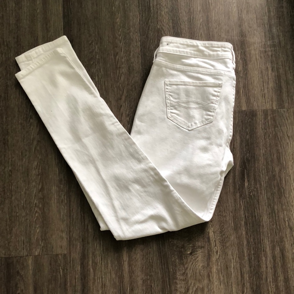 Abercrombie white skinny jeans